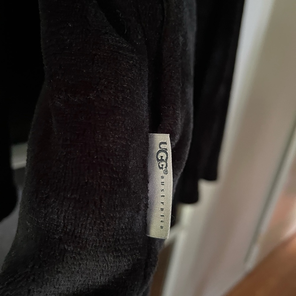 UGG Women's Black Cozy Cardigan - Picture 6 of 8